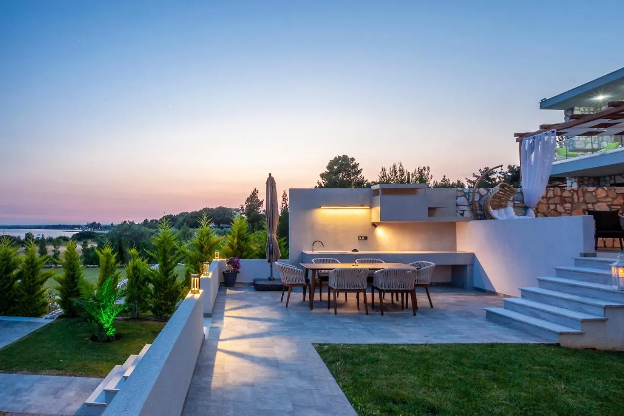Dafnes Village Γερακινή Βίλα